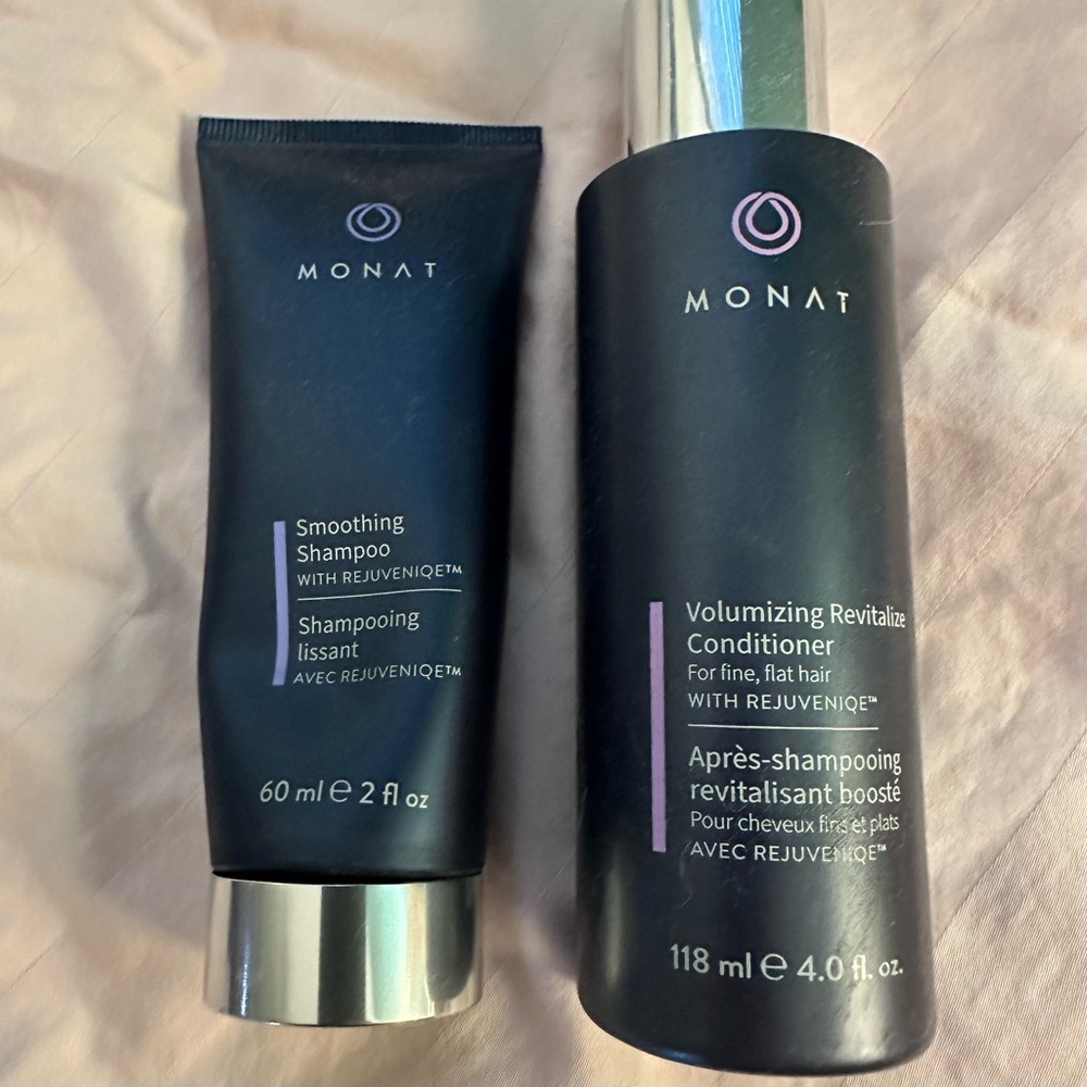 Monat Travel Duo. Smoothing shampoo and Volumizing conditioner